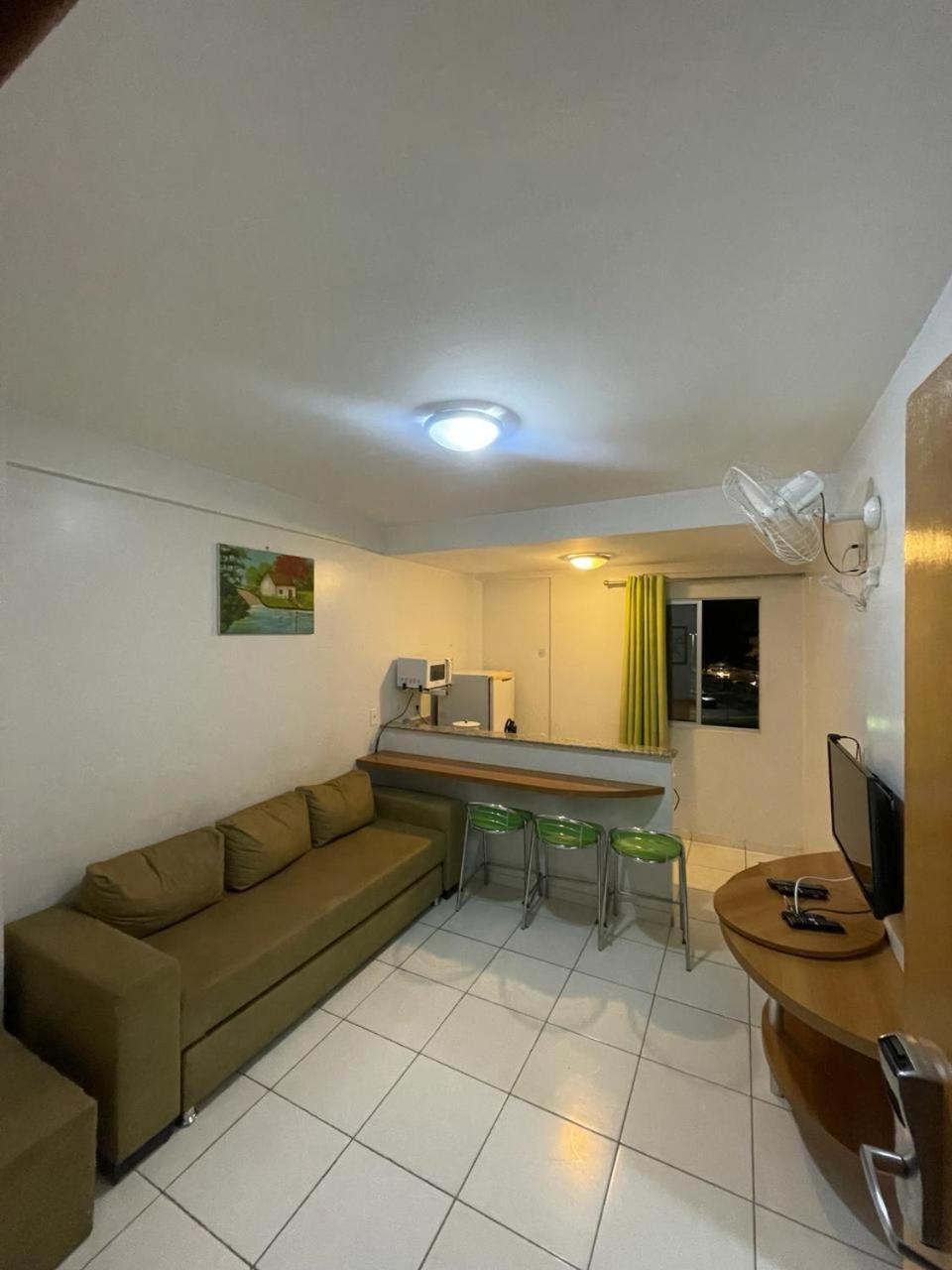 Flat Golden Dolphin Grand Hotel - Quarto E Sala Com Roupa De Cama E Banho - Piscinas 24H Caldas Novas Exterior foto